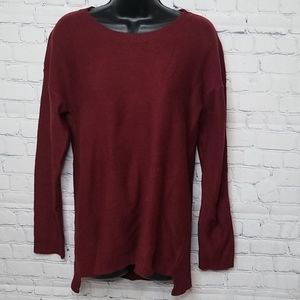 Love by design hi low sweater with detailed back